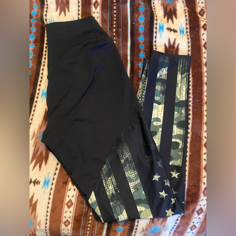 Camo compression leggings